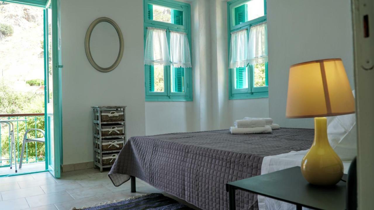 Вілла Symi Fos House Екстер'єр фото
