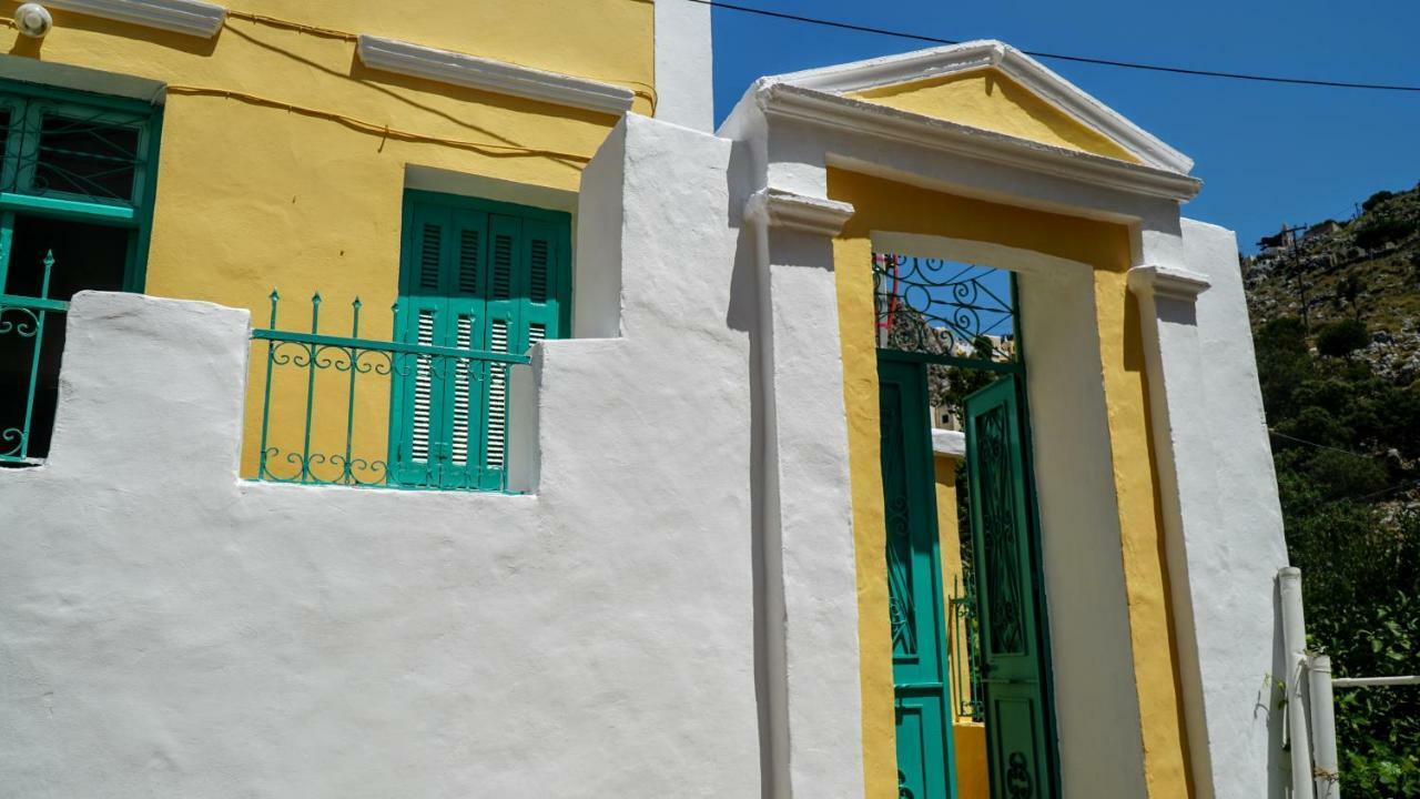 Вілла Symi Fos House Екстер'єр фото